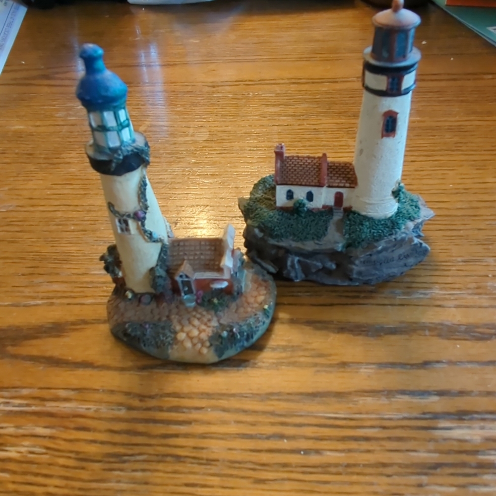 Lighthouse 2 Cornerstone Creations Figurines Display Decorations Nautical